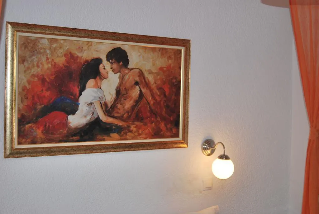 Studio Nastasia Afytos 0*,